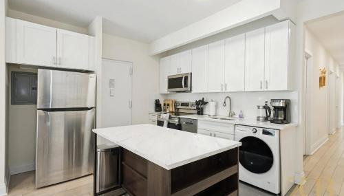 Chic 3BR 2BA West Village Apt with Private Oasis - Foto 2