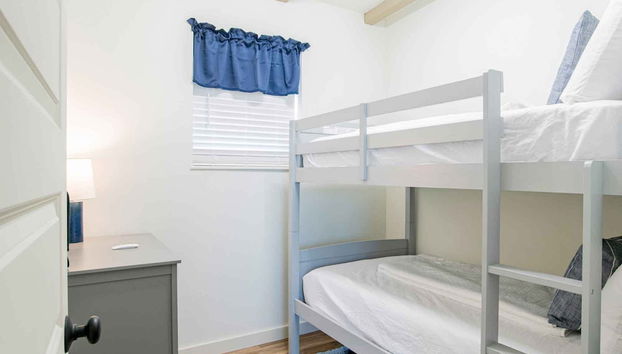 La Casa Deluna by Southern Vacation Rentals - Photo 4, Room