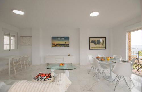 Luxury Penthouse: The Beacon at Punta de la Mona - Photo 7