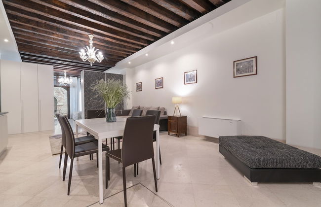 Riva Palace Apartments - Photo 52