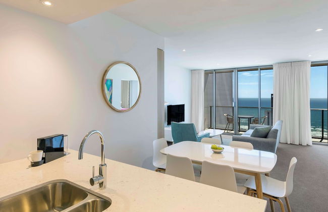 Avani Broadbeach Residences - Photo 22