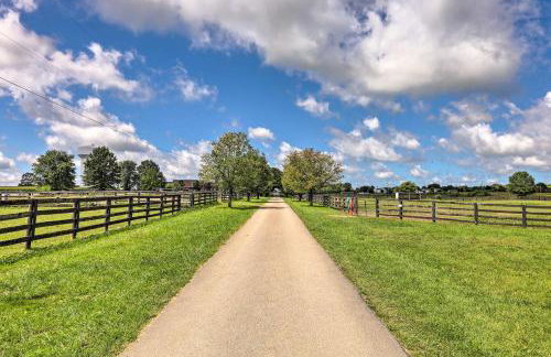 Peaceful Lebanon FarmhouseandRanch with Pool! - Foto 35