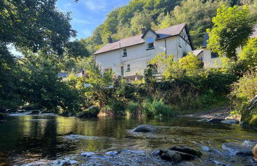 Rockford Cottage Brendon - Photo 1