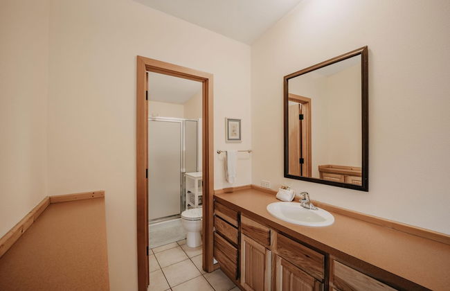 70MBR- Hot Tub - BBQ - Wi-Fi - Pets Ok - Sleeps 8 - Foto 43