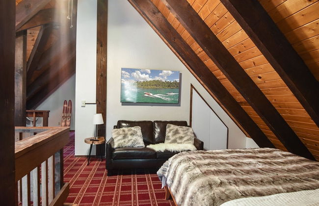 Modern Rustic Retreat - Photo 7