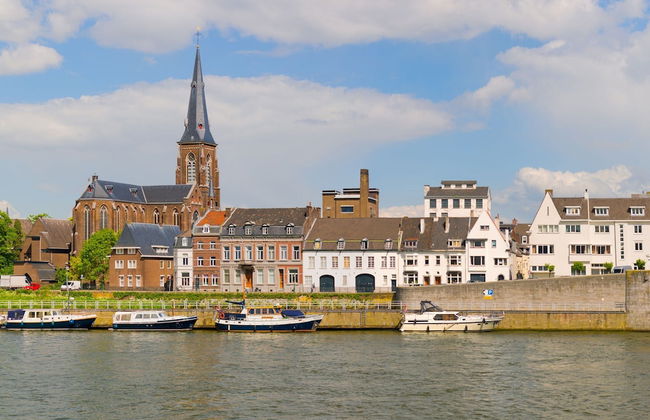 Stylish Villa in Bemelen - Photo 33