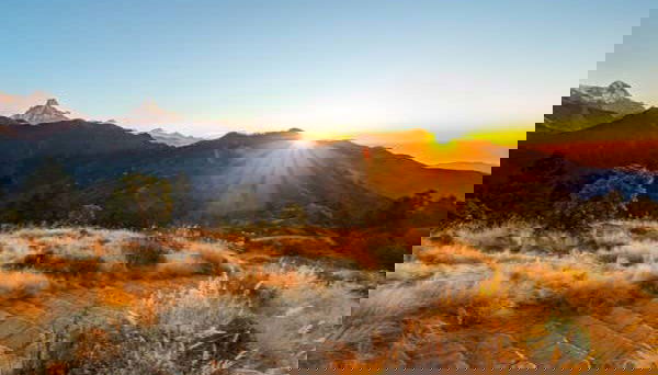 Arriving at Poon Hill