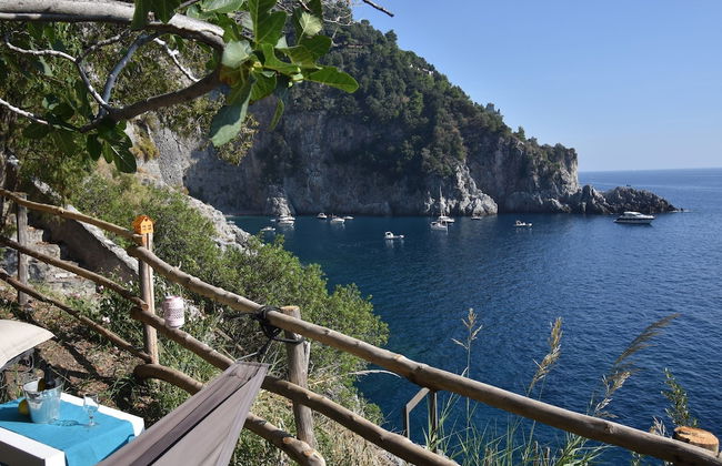 Bella Baia Glamping - Photo 1