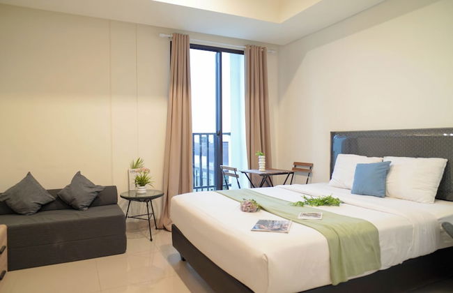 Spacious And Homey Studio At Cleon Park Apartment - Foto 8