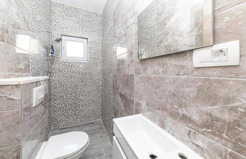 Awesome Home In Prgomet With Wifi - Foto 29