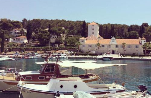 Apartment in Maslinica 70m from the sea - Photo 71