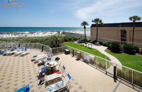 SMP 208 - Stunning 3 Bedroom Beachfront Condo! - Foto 31