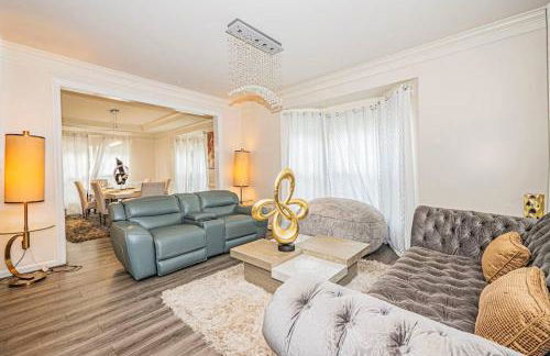 Spacious 7BR Retreat W/Gym Near DC-Family Friendly - Foto 48