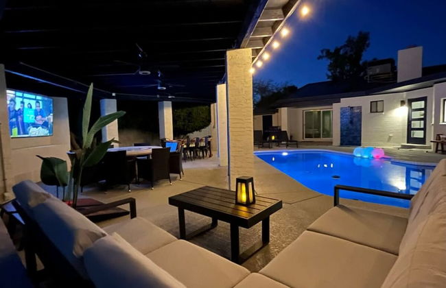 5BR Resort-style Oasis 2 Primary s Cabana Gameroom - Photo 42