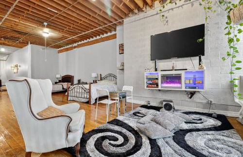 Huge 'MAN CAVE' 2 mins from Downtown Detroit apts - Foto 6