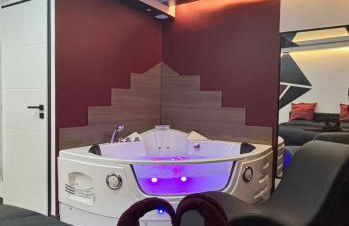 Redroom Spa privatif & nuit romantique à deux - Foto 30