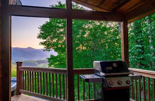 Chasing Sunsets: A Cozy 2-Bedroom Cabin in Smoky Mts with Stunning Mountain Views. - Foto 60