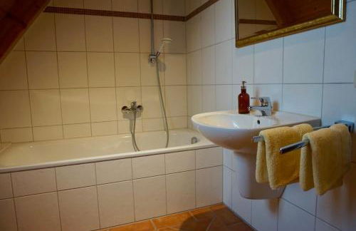 Weinhof Grosch - Foto 23