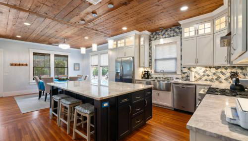 Cottage at Kempner Park Pet-Friendly Modern Home w Backyard - Foto 2, Other