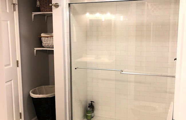 Recently Renovated Chic Durham Farmhouse - Foto 10