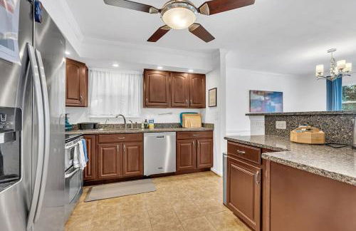 Private Single Family Home Close to Both Water and Downtown! - Foto 19