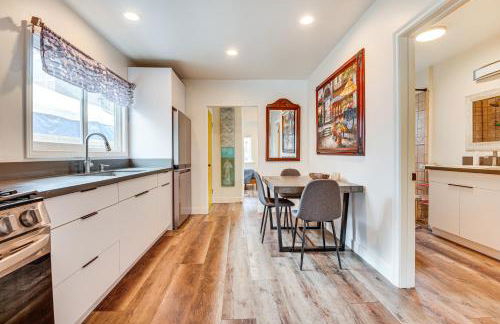 Home 1 Mi to DTLA Room to Work and Relax! - Photo 2