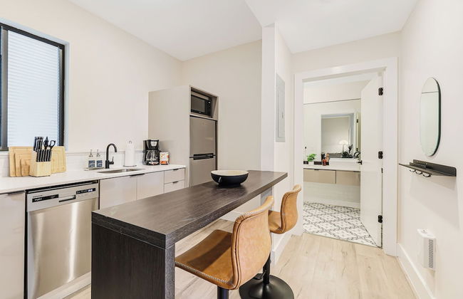 Roami at The Palace - Photo 30