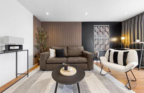 Modern 2BR Apartment Perfect for Remote Work - Foto 8