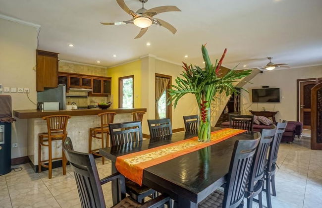 Villa Tirta Indah - Foto 15