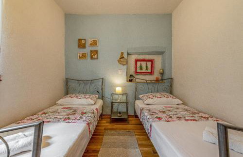 Adria Serenity Home with Hot Tub - Foto 13