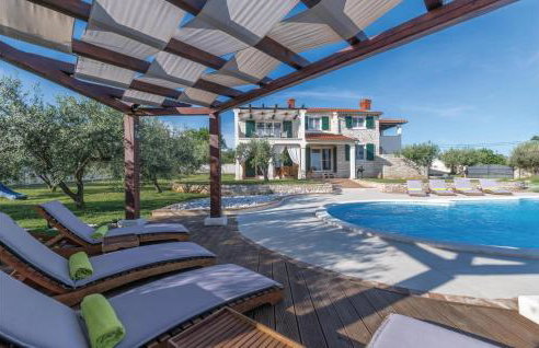 Four-Bedroom Holiday Home With Sea View In Krnica - Foto 3