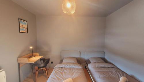 Bel appartement contemporain proche des commodités - Photo 5