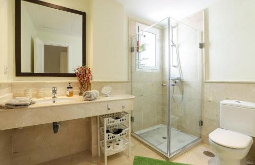 San Pedro beachside apartment - Foto 24