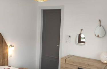 Gîte Papillon 6 à14 personnes - Jacuzzi - Foto 33