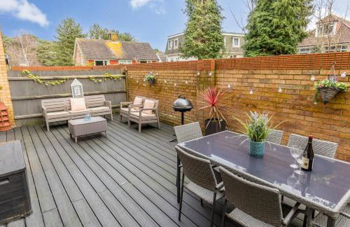 Modern, comfy Town centre gem, near beach, parking - Foto 33