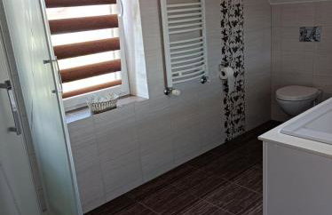 Dom Wakacyjny Gajówka z ogrodem i jacuzzi na wyłączność - Photo 15