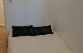Stylish, Peaceful 2-Bed Flat with Free Parking - Foto 10