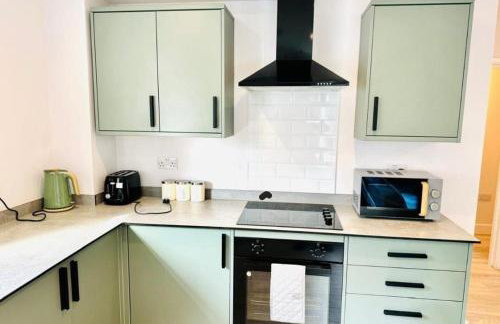 Dover port town centre Comfy Flat with Parking - Foto 6