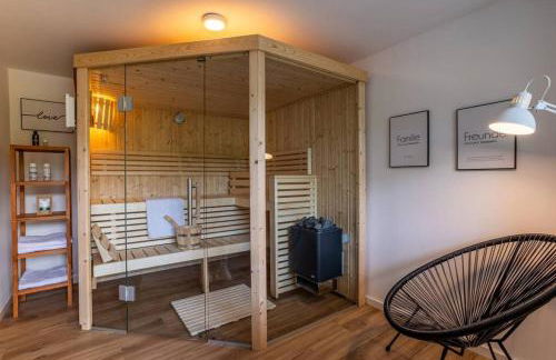 Adenauer Zwölf - Das 5 Sterne Ferienhaus mit Sauna und Garten am Eifelsteig - Foto 11