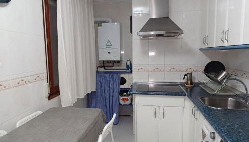 Apartamento completo a 7 minutos de la playa con parking - Foto 4, stove
