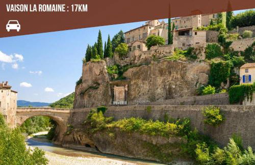 ÉROS - Loft entier avec Balnéo & Rétroprojecteur - Foto 29