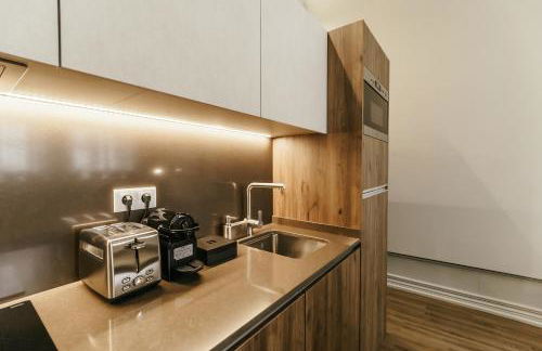 Royal Collection Covilhã - Photo 75