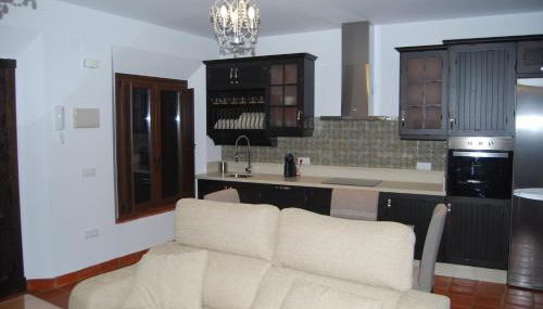 Apartamentos Bodeguetas - Photo 2