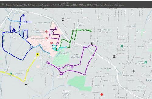 Newly Renovated 2 Bedroom - A Seasoned SuperHost - Photo 12