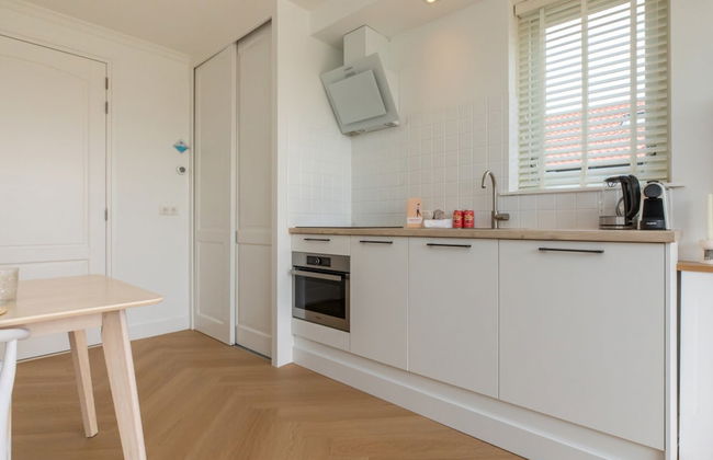 Charming Holiday Home With a Terrace - Photo 4