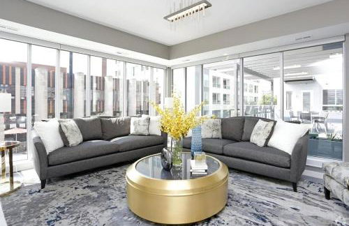 Urban Oasis Downtown Condo with Skywalk Access 6 - Photo 4