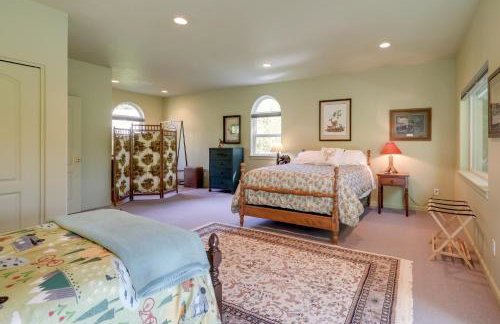 On McKenzie River! Home with Scenic Sunroom - Foto 27