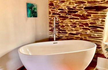 Just Opened. Romantic Clifftop Retreat - Foto 15