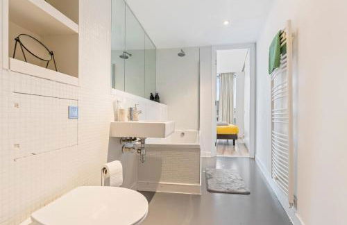 #79 World Famous Rotunda Skyline Views - Near Victoria Square - Sleeps 6 - " Perfect for contractors and Families" - Foto 36