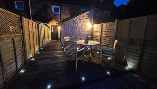 Free Parking, Outdoor Decking - Flanders Cottage - Foto 2